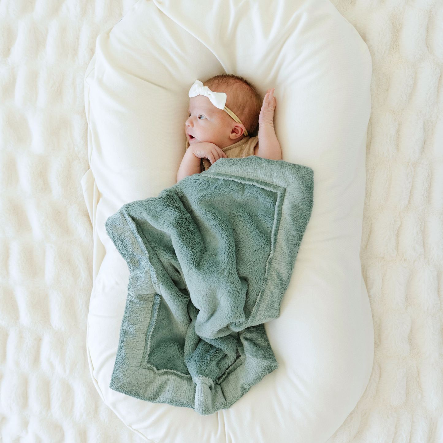 Lush Mini Blanket: Buttermilk