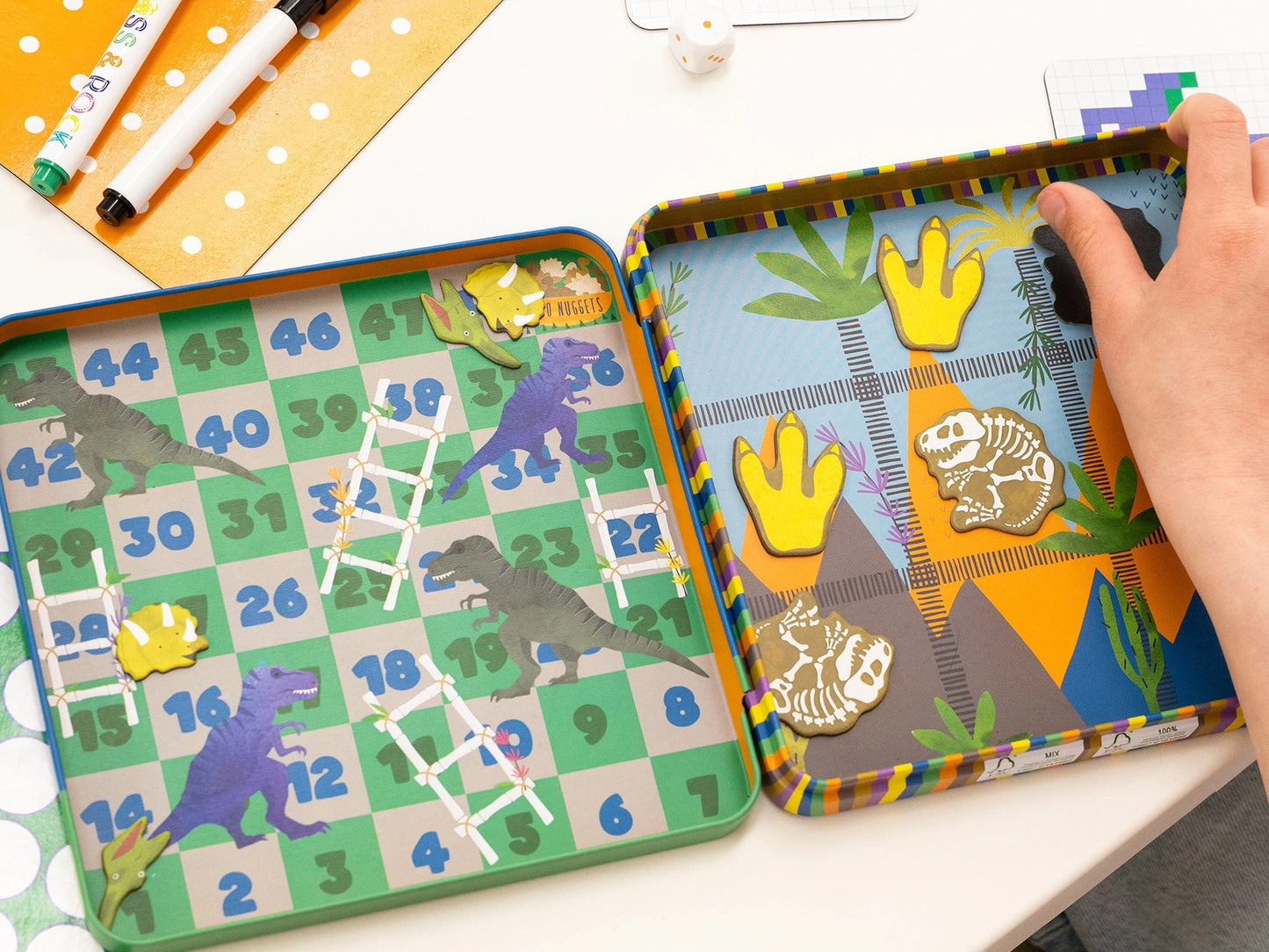 Magnetic Fun & Games - Dino