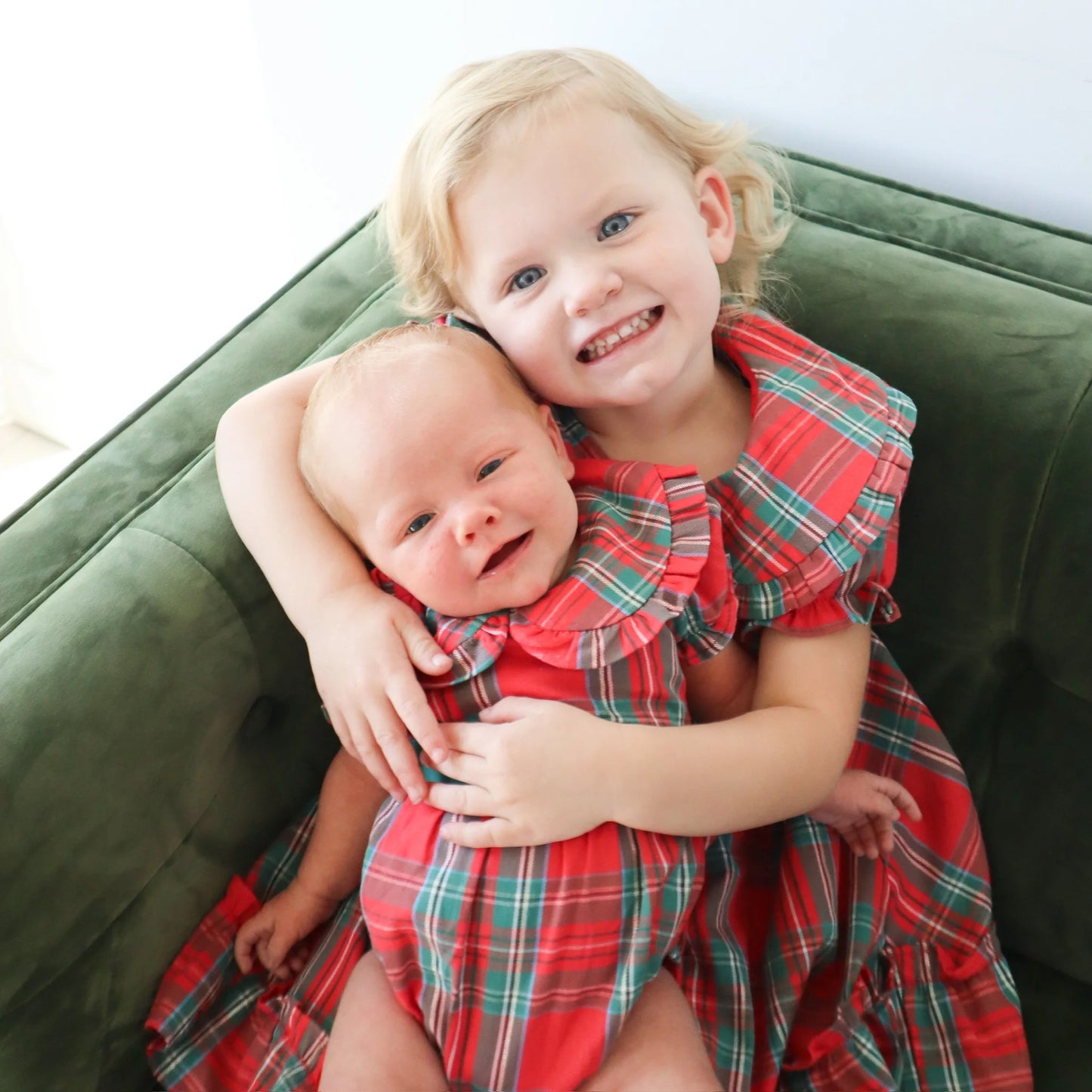 Joelle Bubble - Classic Holiday Plaid