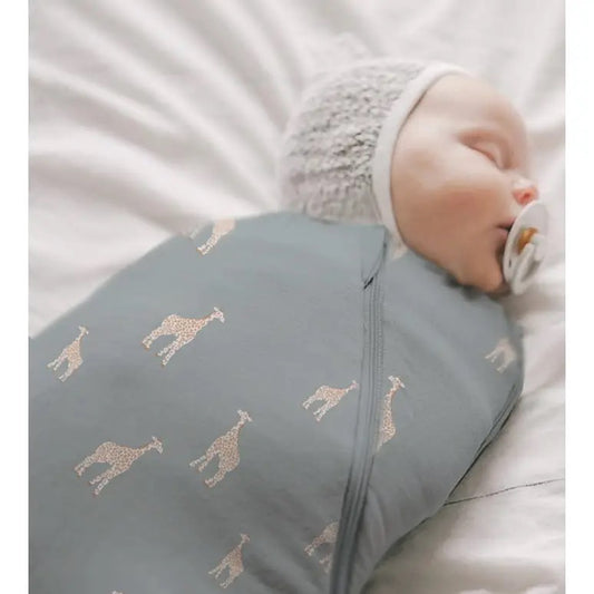 Swaddle - Giraffe Moss