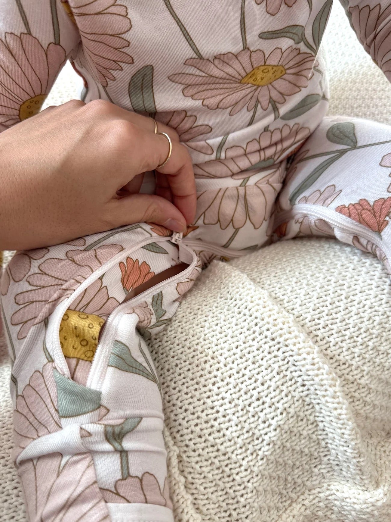 Gunamuna Convertible Pajama - Beauty