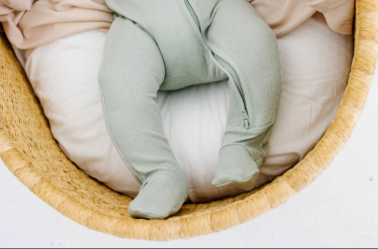 Zip Bamboo Sleeper - Sage Ribbed