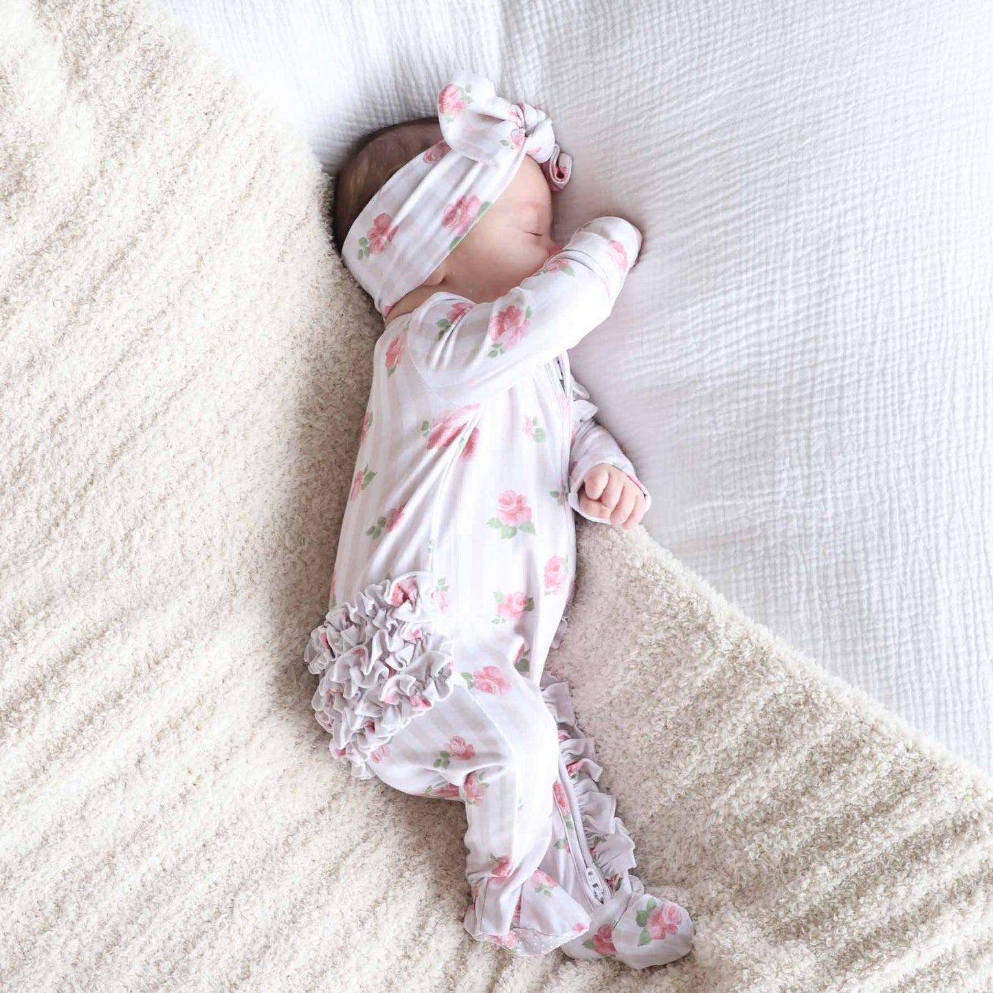 Rosy & Cozy Ruffle Zipper Footie