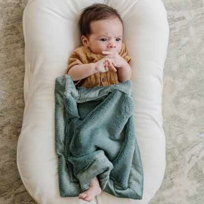 Lush Mini Blanket: Buttermilk