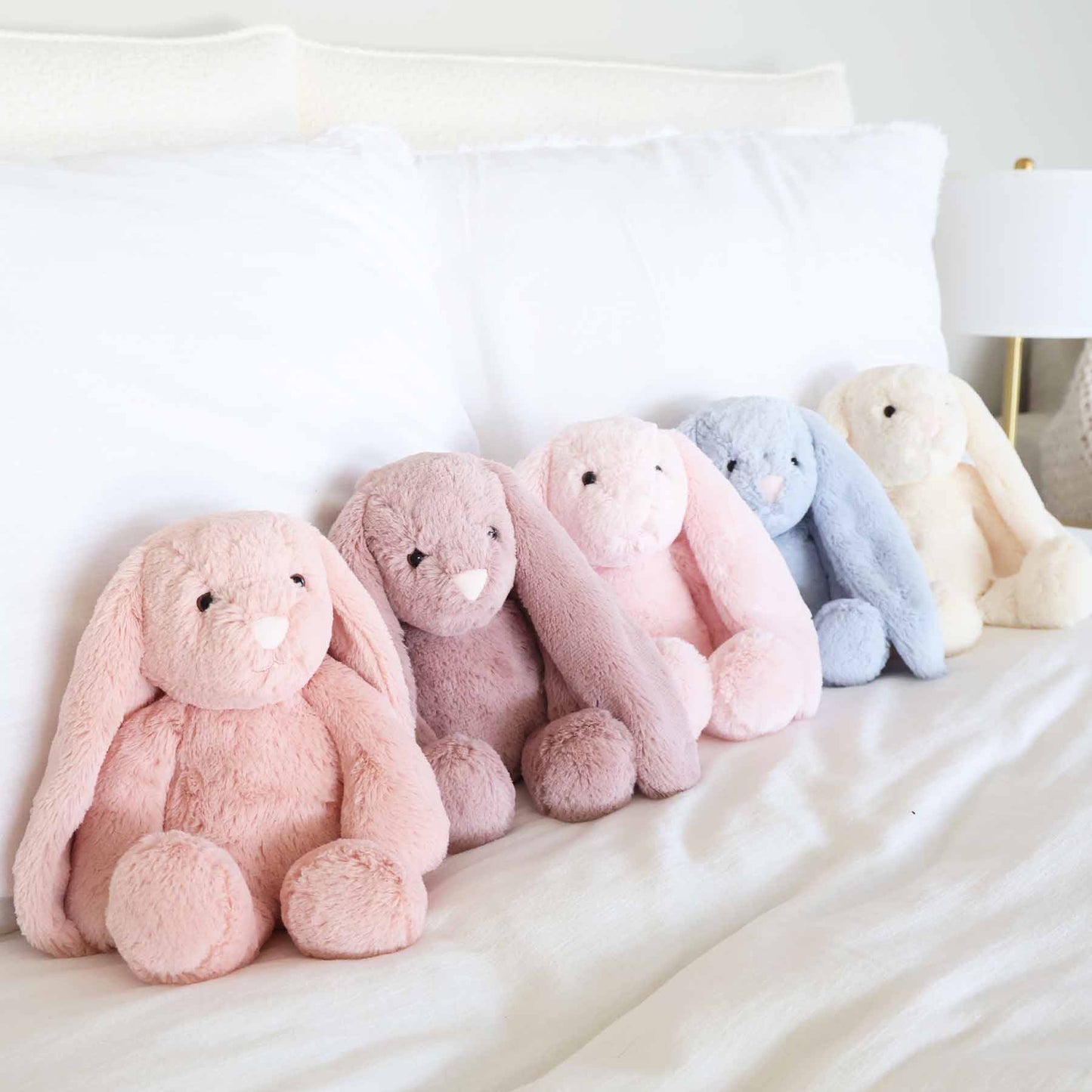 Large Cuddle Plush Friends Honey Bunny: Pristine