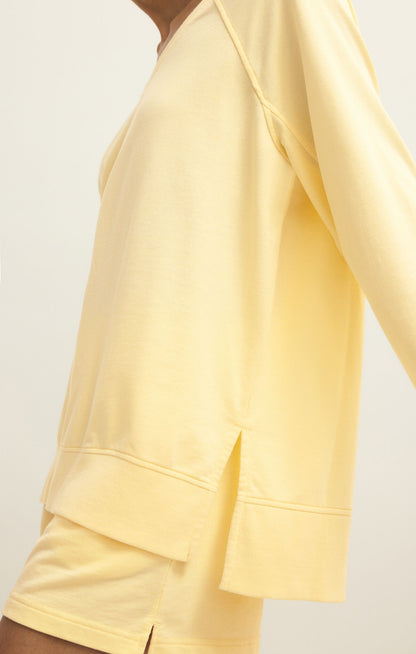 Weekender V-Neck - Sunnyside