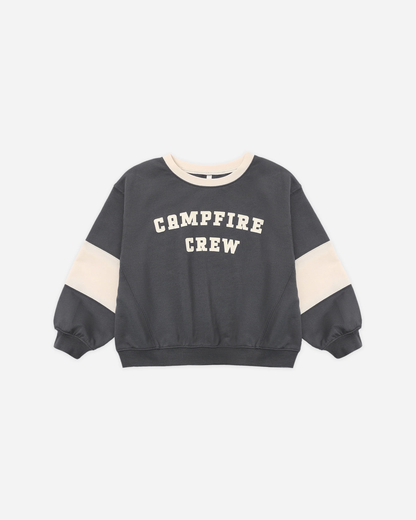Oversized Sweatshirt Campfire Crew