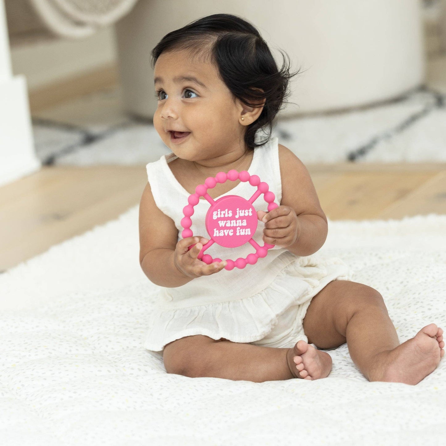 Bella Tunno - Girls Just Wanna Have Fun Happy Teether