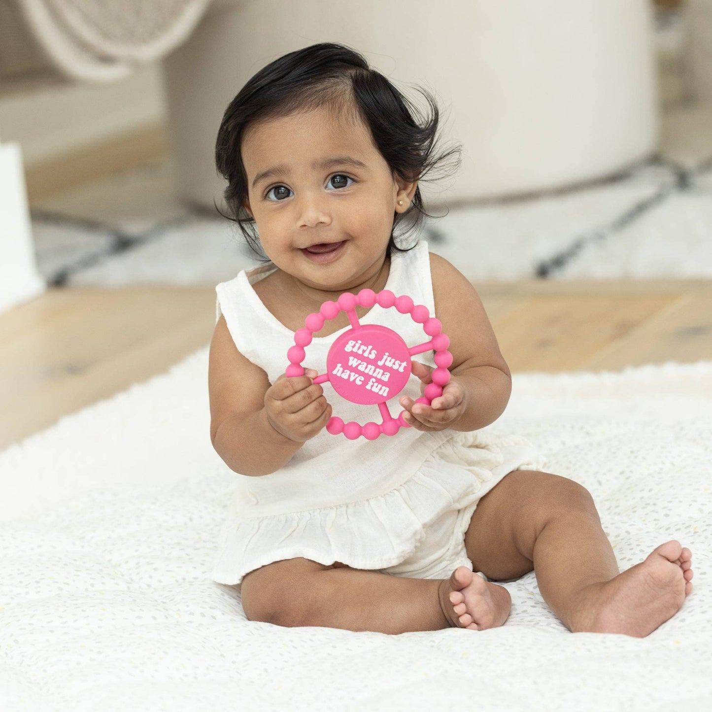 Bella Tunno - Girls Just Wanna Have Fun Happy Teether